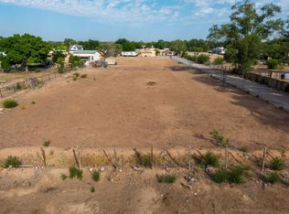 808 Camino Del Prado NW, Albuquerque, NM 87114