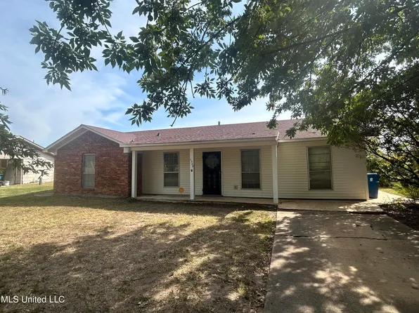 1308 Lombard St, Clarksdale, MS 38614
