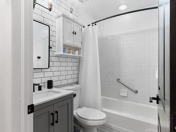 Bathroom #1