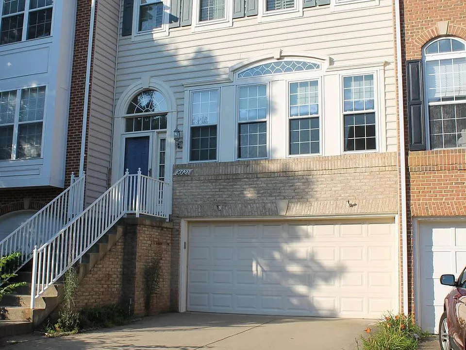 20622 Glenmere Sq