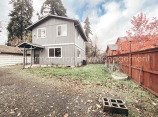 2953 W 15th Ave, Eugene, OR 97402