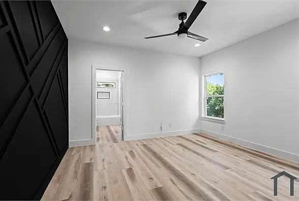 5212 Colonial Ave — Photo 8