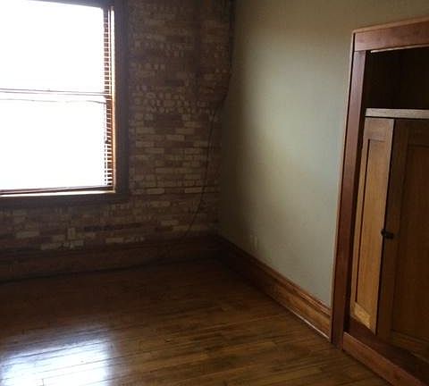 3rd image of 317 E Grand River Ave APT B