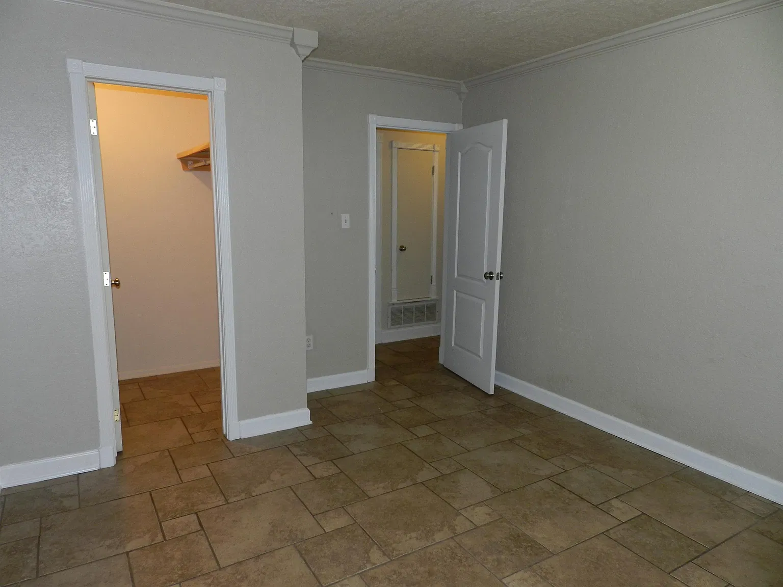 6415 Northwest Cherry Avenue - 1 — Photo 4