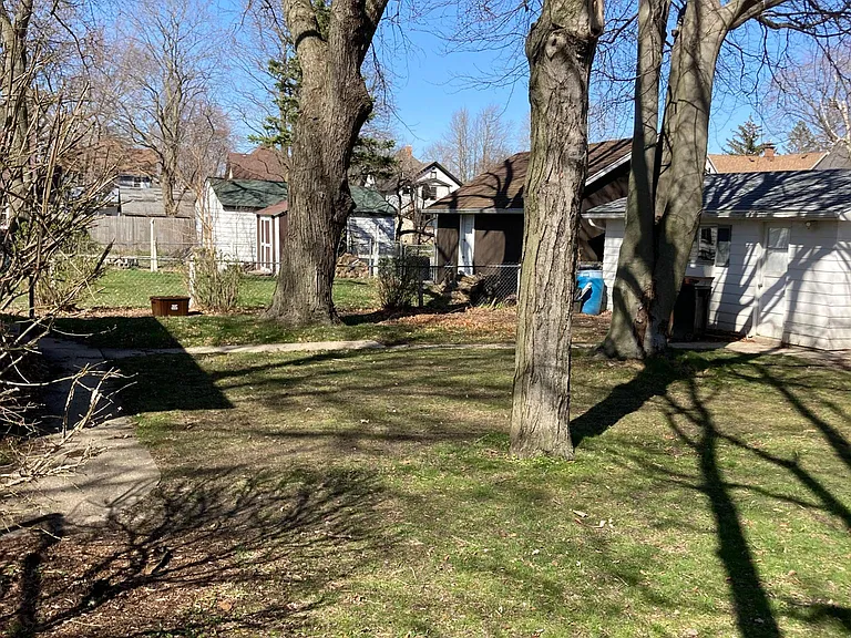721 Blackhawk Blvd #1 — Photo 11
