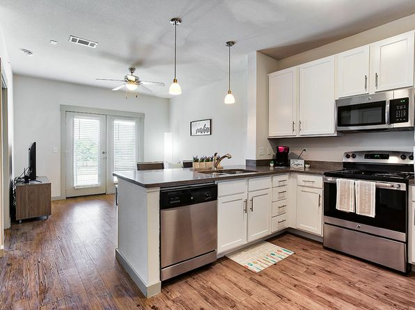 1702 N Ruddell St #227A