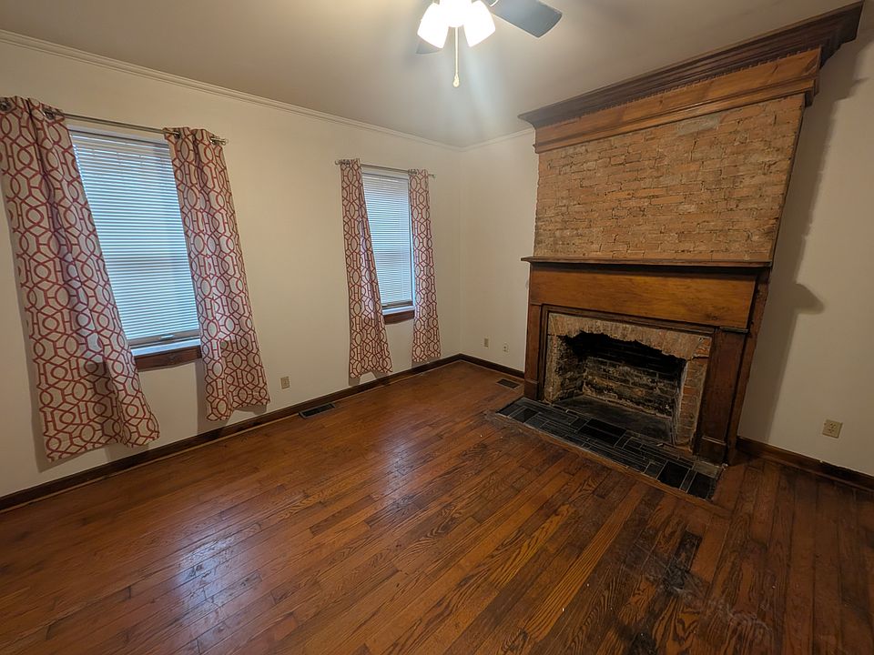 1st image of 1610 Hughes St Unit 1