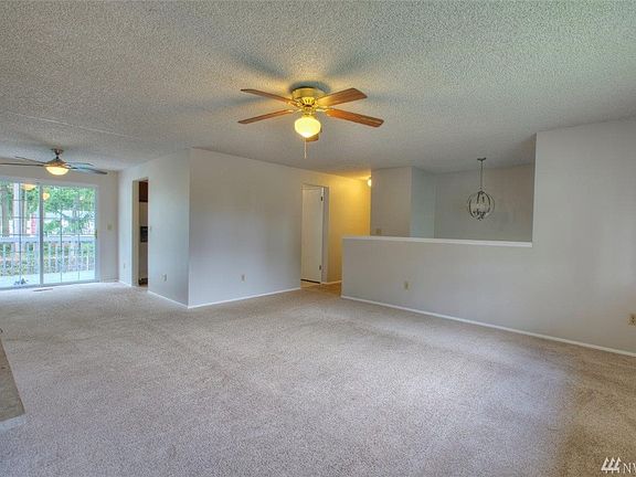 3rd image of 14927 24th Ave E