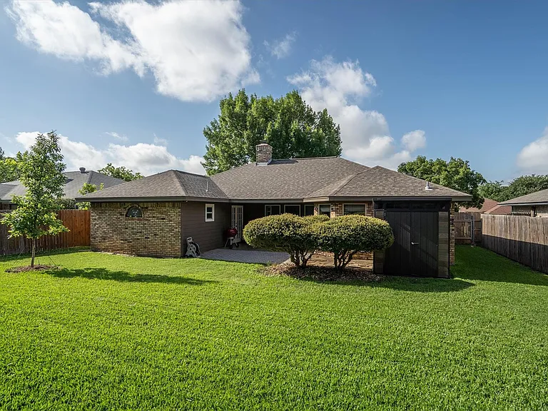 2926 Cripple Creek Trl — Photo 17