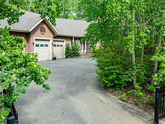 5th image of 295 W Jarvis Glen Clos