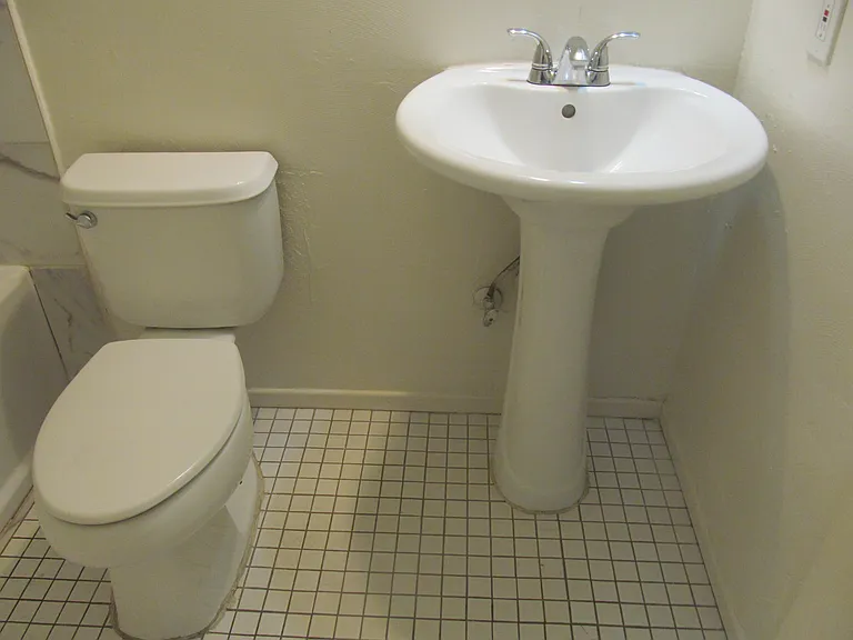 3518 Villa Knolls North Dr — Photo 23