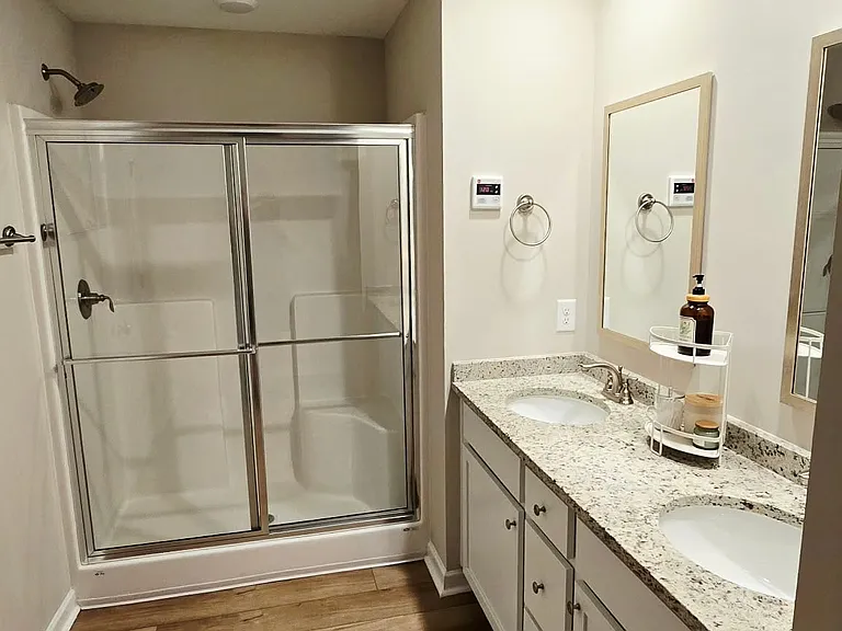 112 Kohn Dr — Photo 16