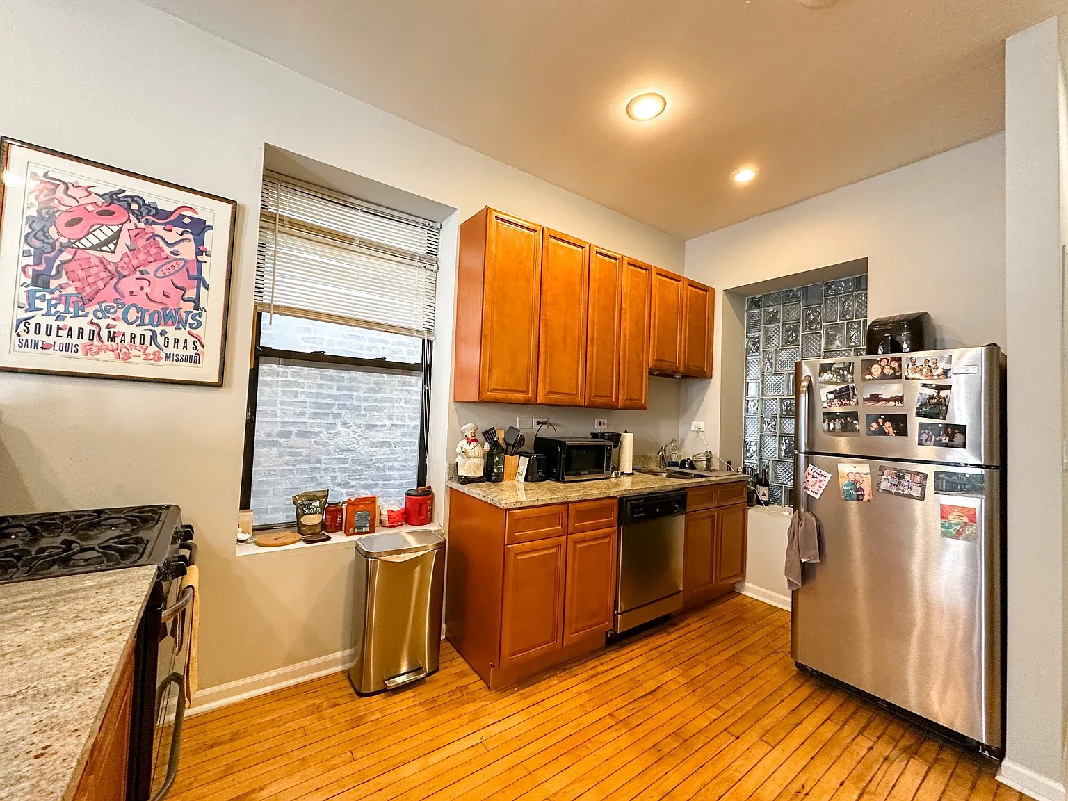 2126 N. Damen Ave. — Photo 3