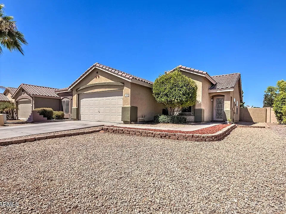 1070 E Appaloosa Rd