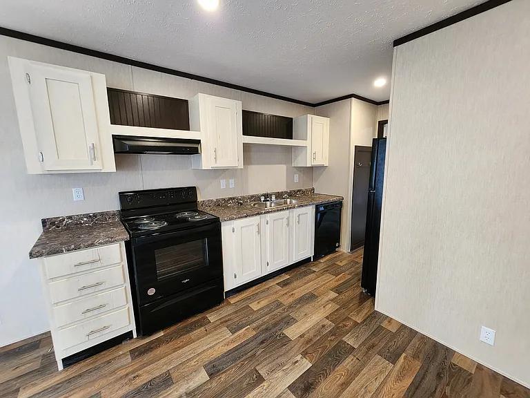 Colony MHP LLC — Photo 8