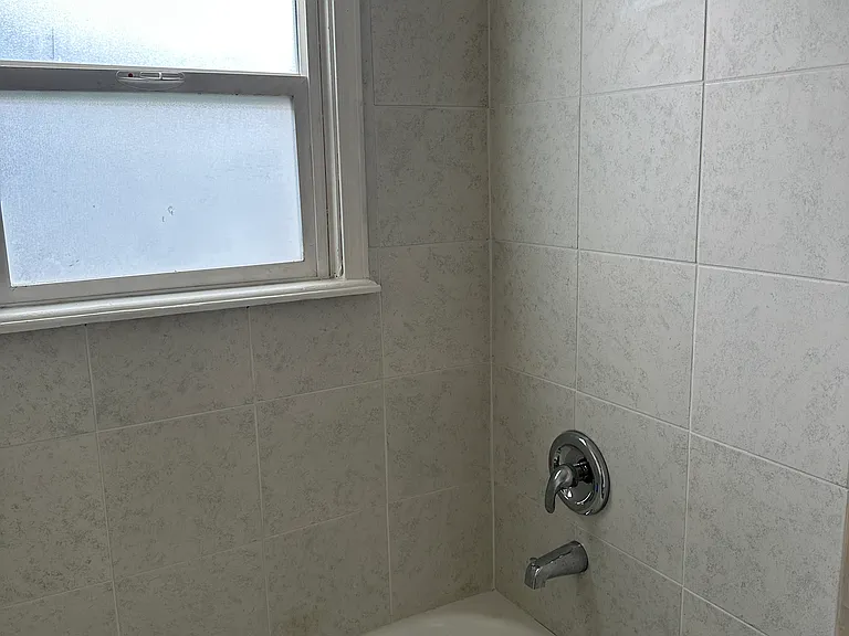 975 Jones Dr #A — Photo 7
