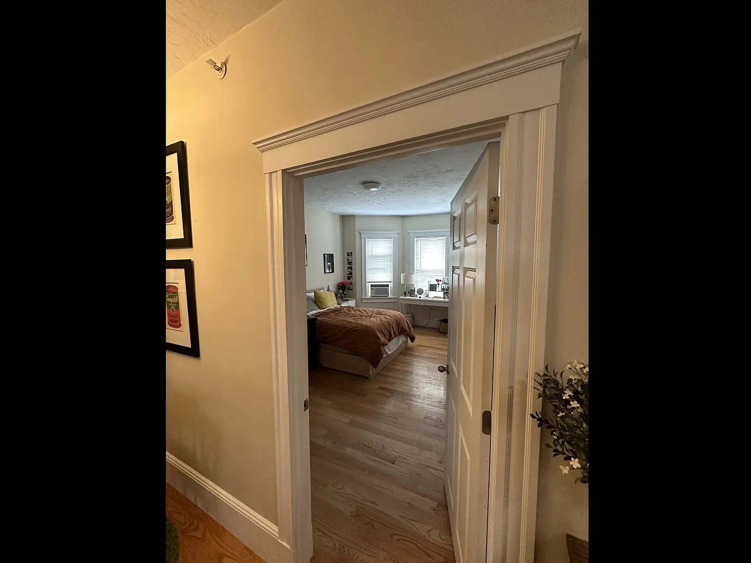 2 bed, 1400 sqft, $2,500 — Photo 2