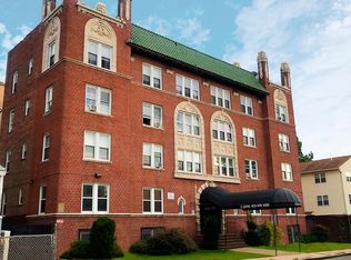 168 S Clinton St #D5, East Orange, NJ 07018