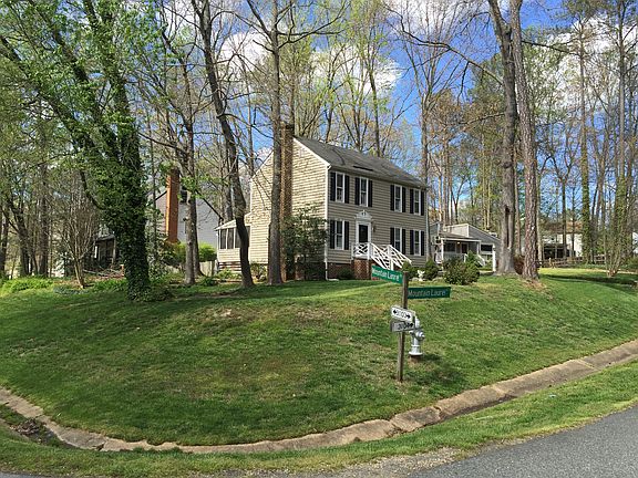3rd image of 804 Mountain Laurel Ct