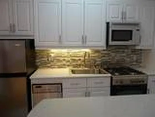 Rented by Realty on the Greene | media 44