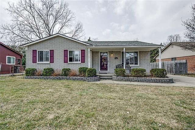1st image of 41253 Oak Hill Dr