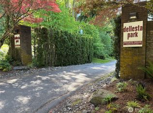2111 Dellesta Dr, Bellingham, WA 98226