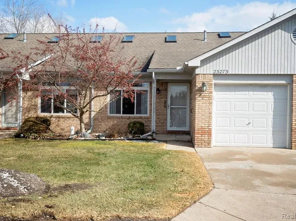 23273 Bunte Ct, Trenton, MI 48183