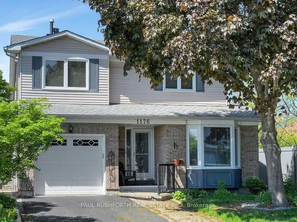 1176 Medoc Ct, Ottawa, ON K1C 2S6