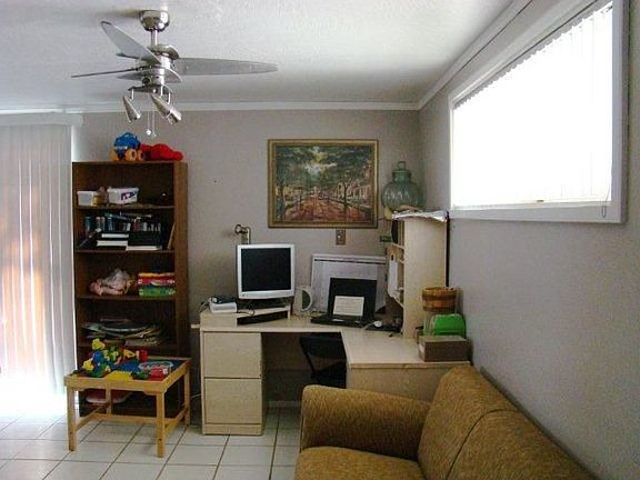 large bedrooms (big enough to convert to 3 bedrooms)