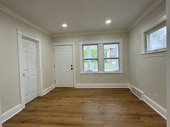 3rd image of 2940 E 126th St #1D