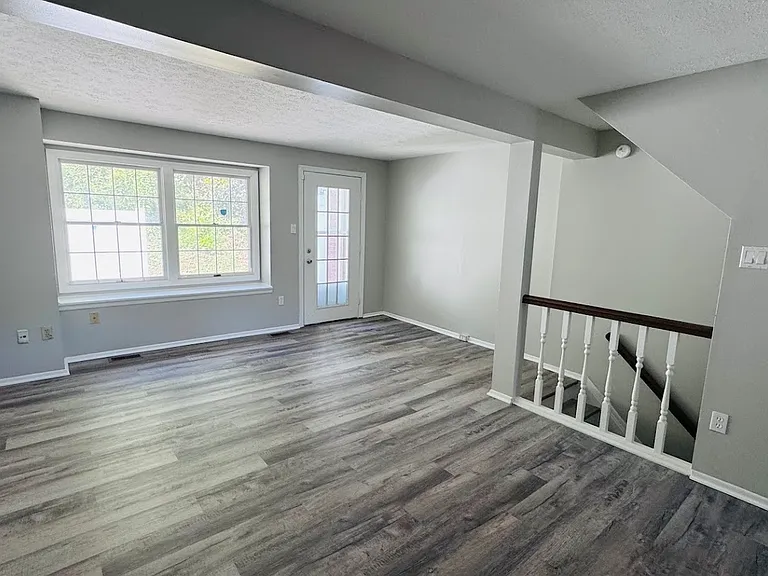 501 Timberidge Dr — Photo 5
