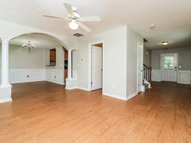 57 Darbys Run Ct — Photo 6