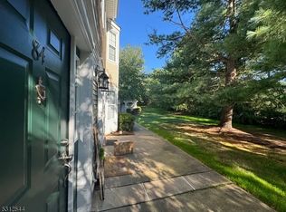 84 Williamson Ct, Bridgewater, NJ 08807