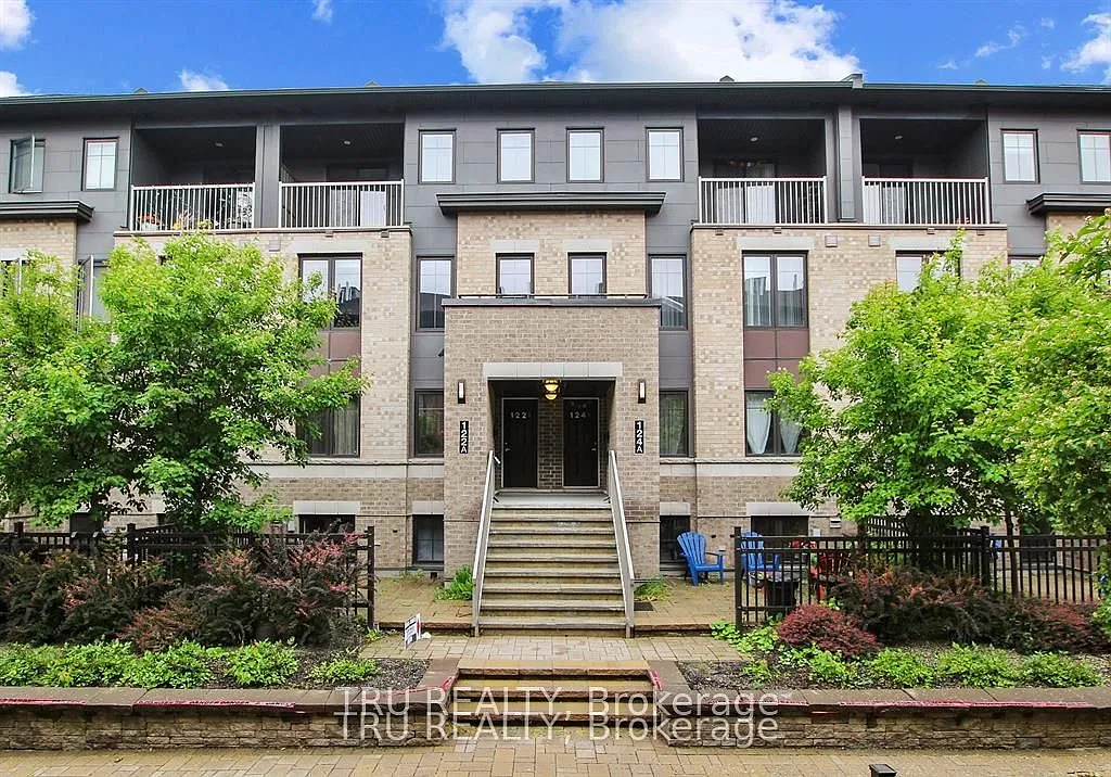 2 bed, $2,395 — Photo 1