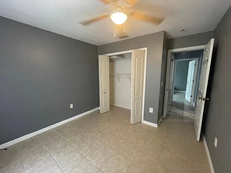 106 Nassau Pl — Photo 10