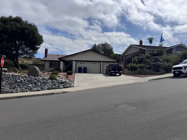 12679 Ridgeton Dr, Lakeside, CA 92040