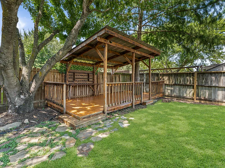8802 Ancient Willow Dr — Photo 18