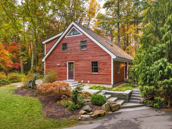 519 Hall Road, Barrington, NH 03825
