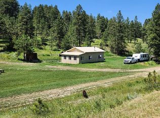 100 Smith Rd, Roundup, MT 59072