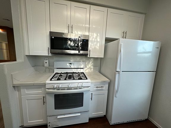 4th image of 3537 Caminito El Rincon Unit 256