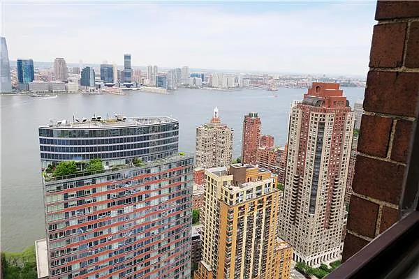 Rented by Empire State Properties | media 39