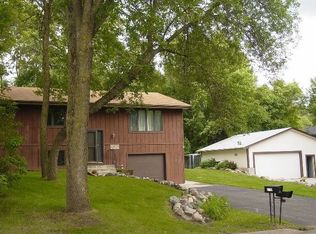 1710 60th St E, Inver Grove Heights, MN 55077