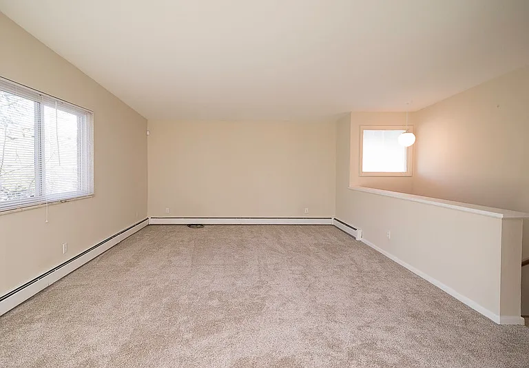 524 Bemidji Ct — Photo 6