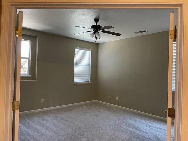 3387 Paumanok Way — Photo 14