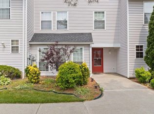216 Franklin Pl, Morganville, NJ 07751
