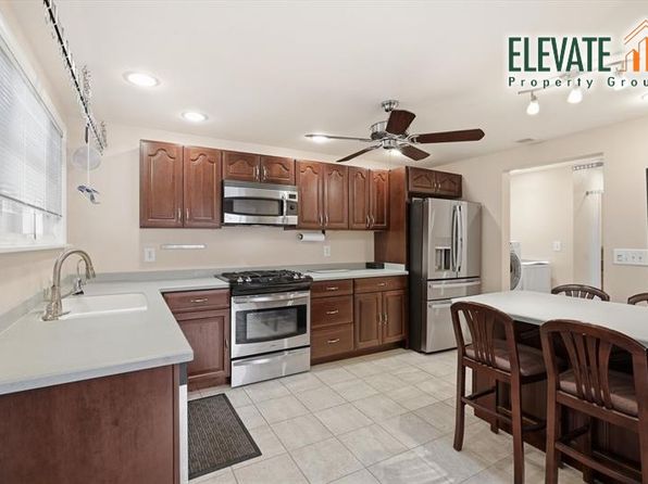 201 Taylor St #1