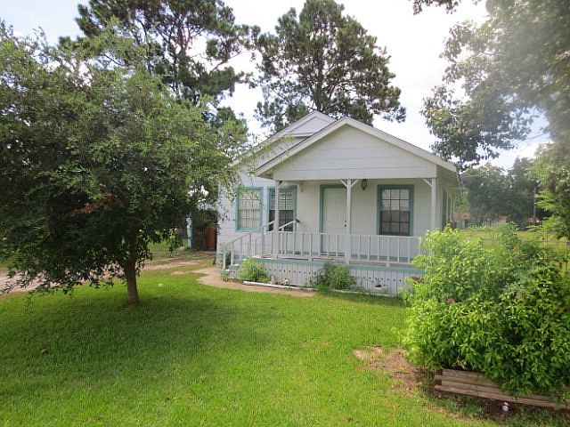 1st image of 313 Magnolia St