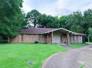 23 Oak Creek Pl, Jackson, MS 39211