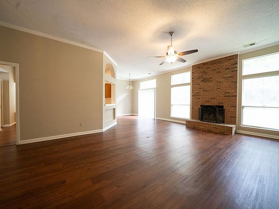 5th image of 8219 Brynmar Dr
