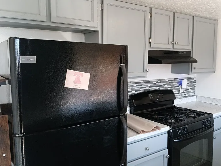 187 Vista Point Ct NE — Photo 2